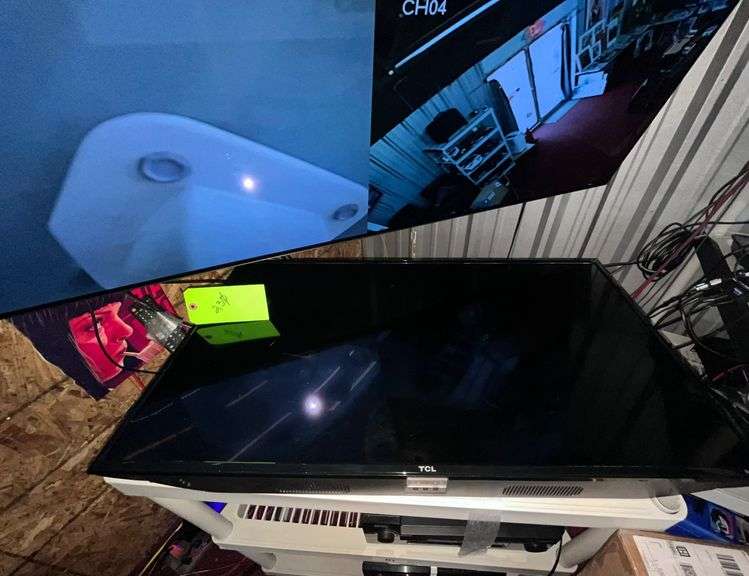 LG 63" TV -Works with remote (TCL TV Remote)