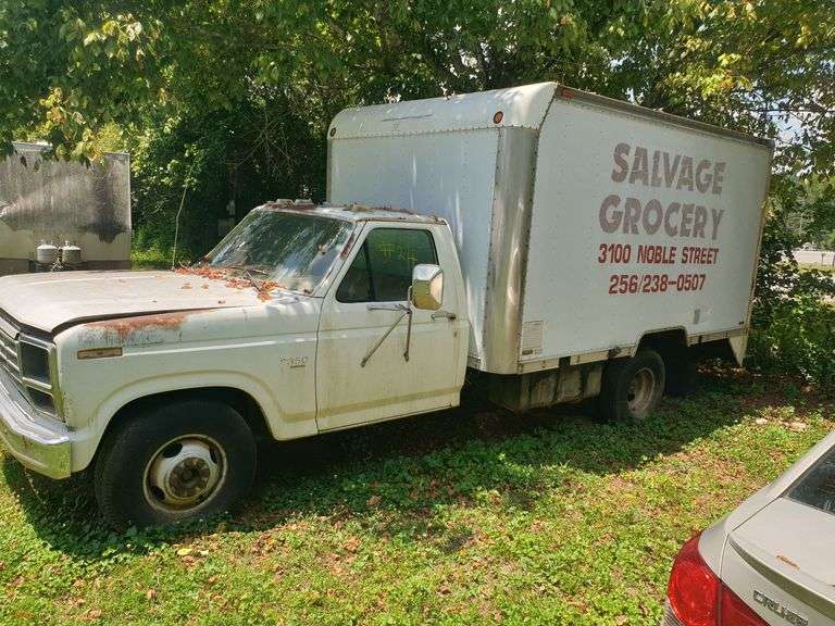 1986  FORD  F-350 1986 Ford - Inop PARTS ONLY TRUCK image