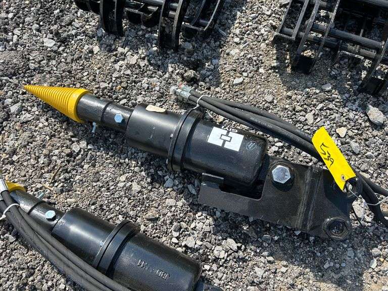 2025 GIYI Unused Mini-Excavator Hydraulic Wood Splitter image