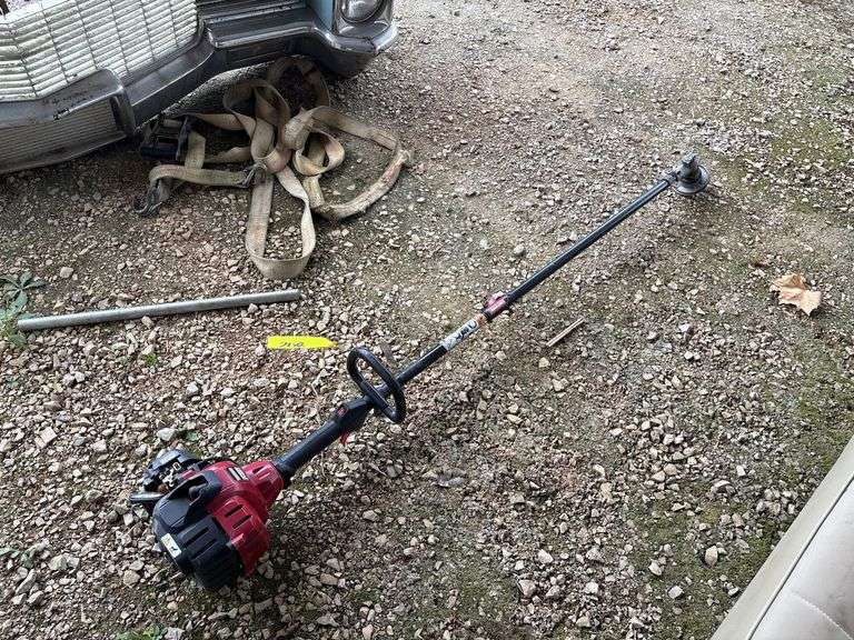 Craftsman Weedwacker 2 Cycle Gas Straight Shaft String Trimmer image