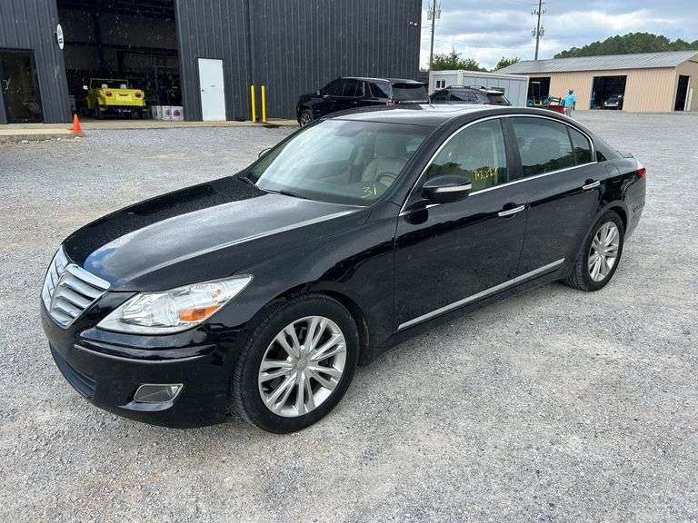 2009 Hyundai Genesis image