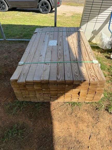 Treated Southern Yellow Pine - 1in x 4in x 6ft - 240 pcs image