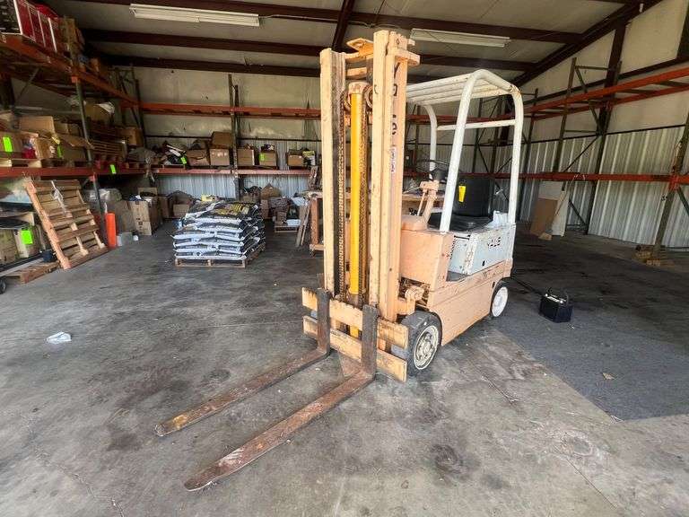 Yale Forklift image