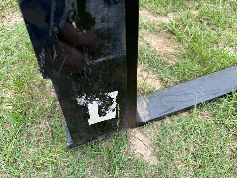 2025 Mower King Unused SA Skidsteer Pallet Forks