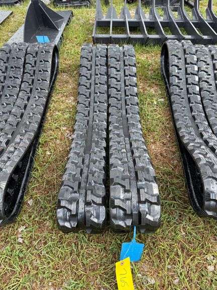 2025 Youert Unused Tracks - Pair image