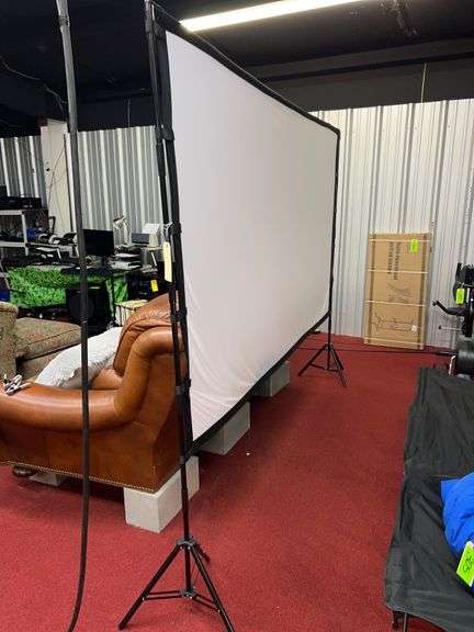 Large Screen Projector