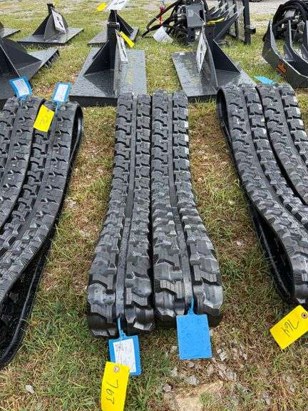 2025 Youert Unused Tracks - Pair image
