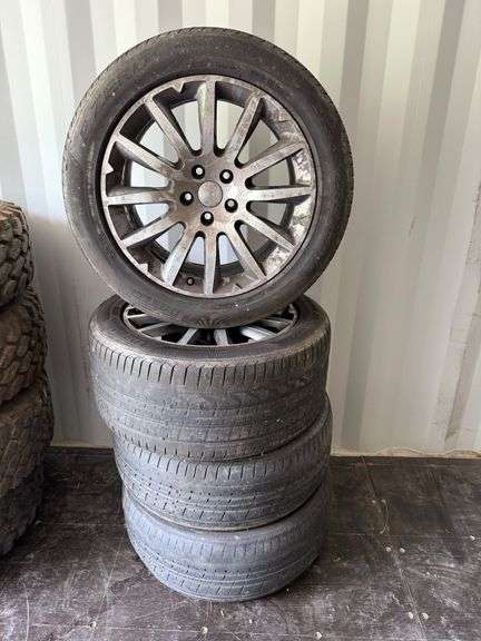 (4) Maserati Wheels image