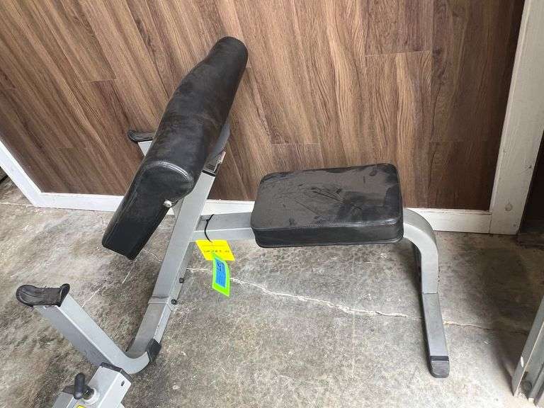 Body-Solid Arm Curl Bench image