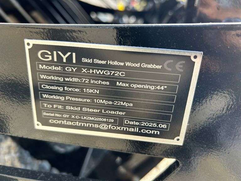 2025 GIYI Unused GYX-HWG72C Skid Steer Hollow Wood Grabber