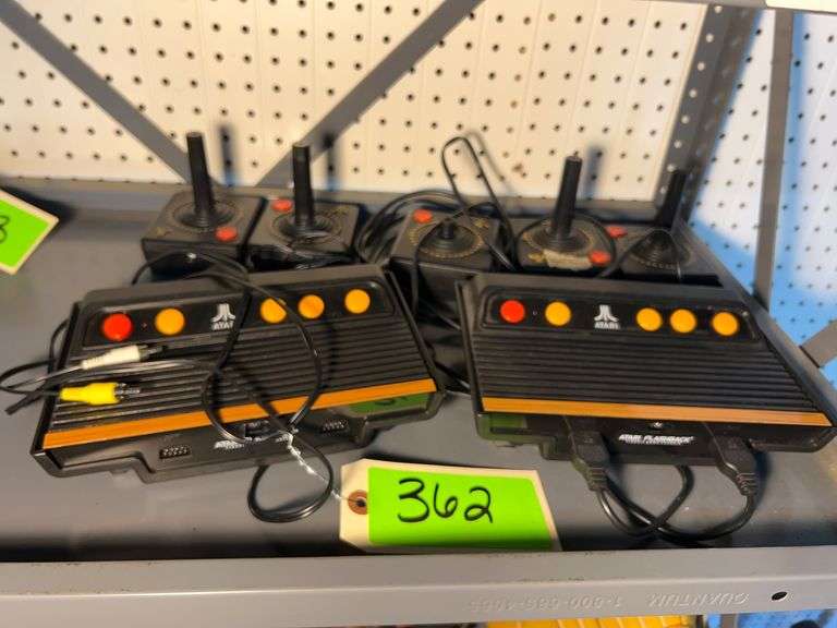 (2) Atari Flashback Gamers/controllers image