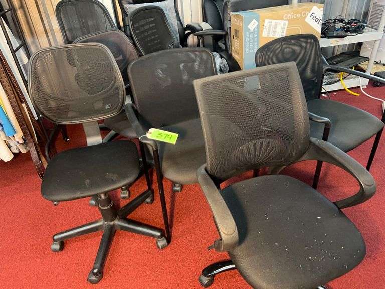 Large lot of desk chairs (10)