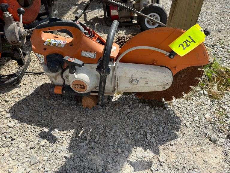 STIHL TS420 Cut Off Machine image
