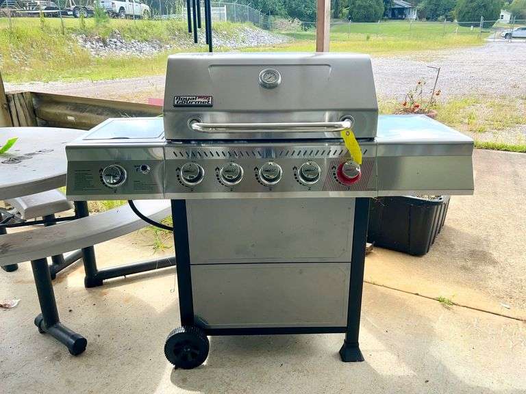 Royal Gourmet Gas Grill - NEW image