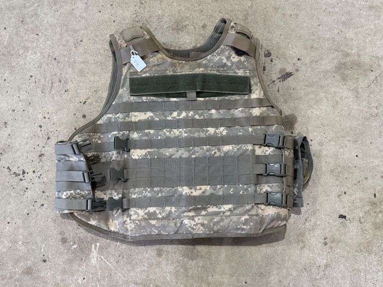 Blackhawk Body Armor Carrier with Ballistic Panels, Size: L image