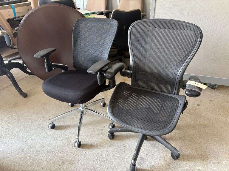 Rolling Office Chairs-2 image
