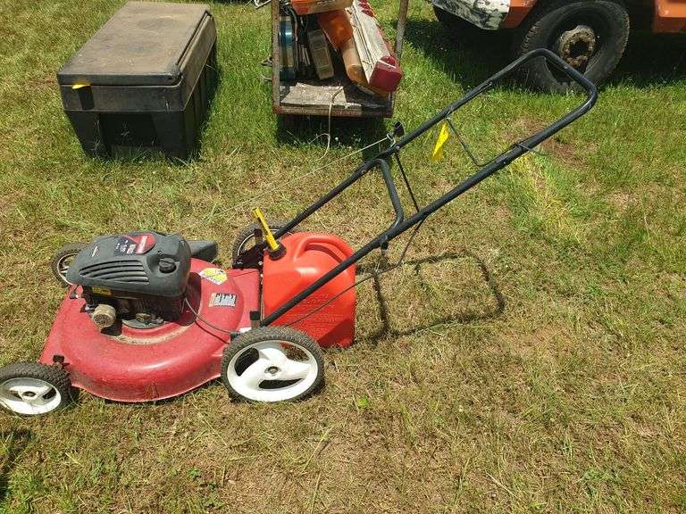 Craftsman 22 inch mower with gas can image