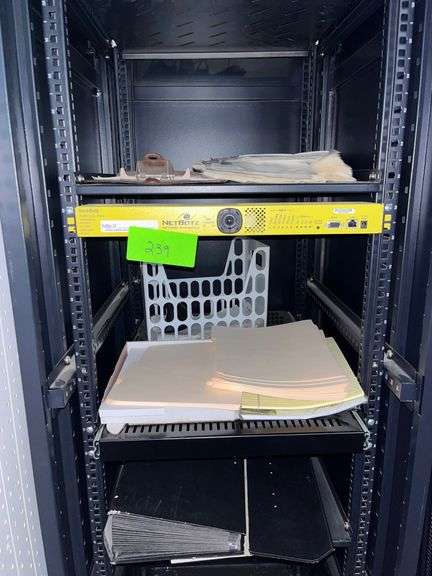Netbotz/RackBotz Network Cabinet