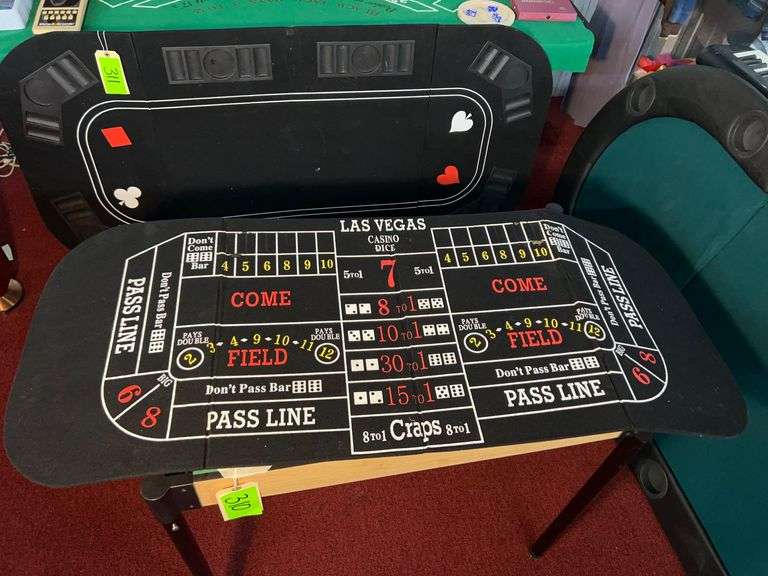 Table top poker game cover