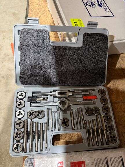 New 40 Pc Tap & Die Set image
