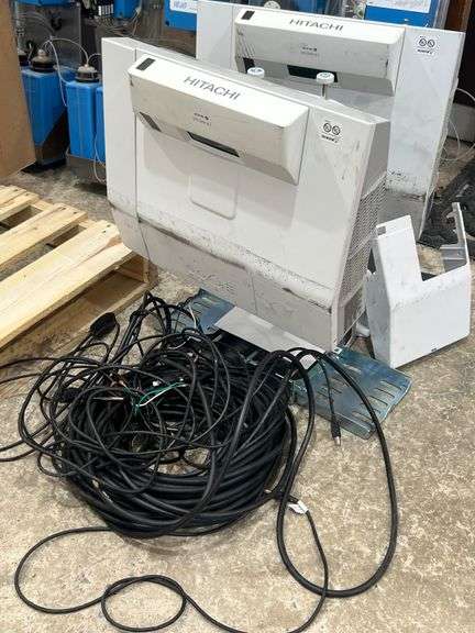 Lot - (2) Hitachi Ultra Short-Throw 3LCD Projectors image