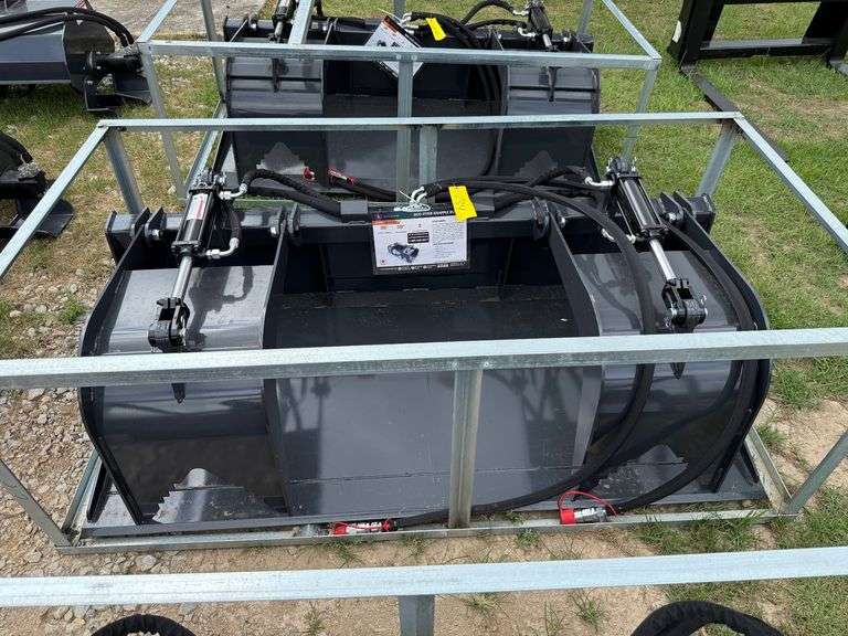 2025 Wolverine Unused GB-11-72W Skidsteer Grapple Bucket image