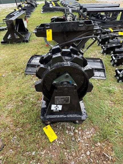 2025 GIYI Unused Mini-Excavator Compaction Wheel - to fit Cat 307 image