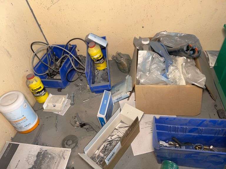 Ryobi Bench Drill Press with Laser with table & contents