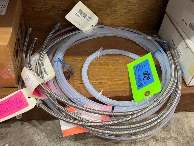 Lot - Flexible Metal Hose and Tubing image