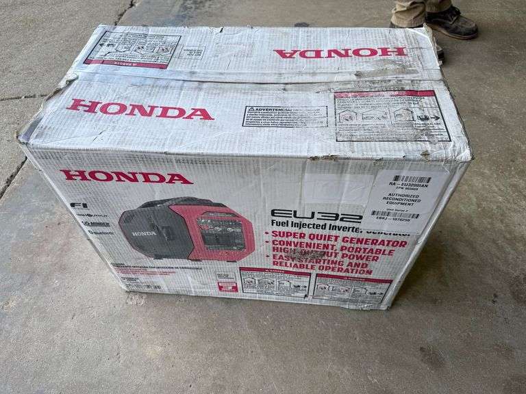 Honda EU3200i Generator image