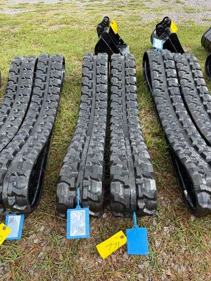 2025 Youert Unused Tracks - Pair image