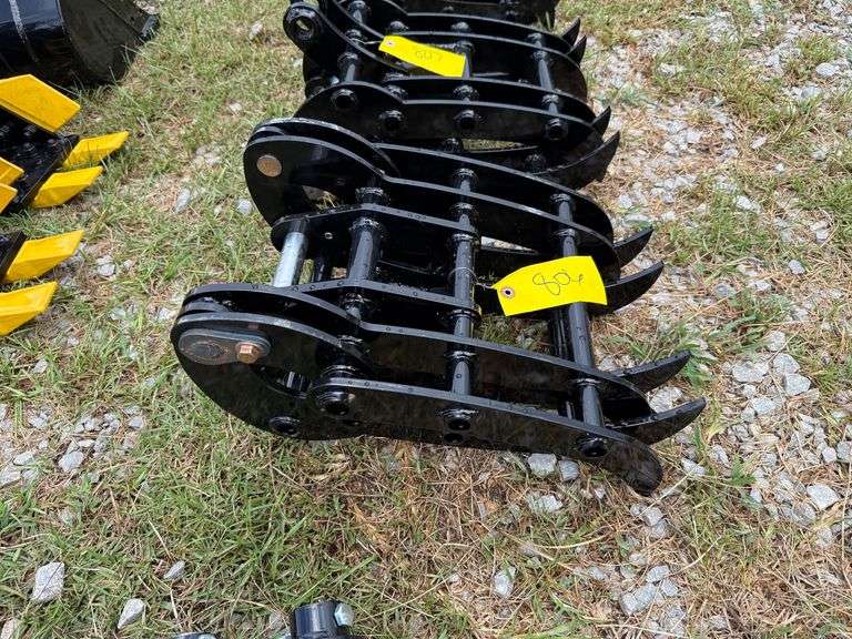2025 Youert Unused Mini-Excavator Grapple image