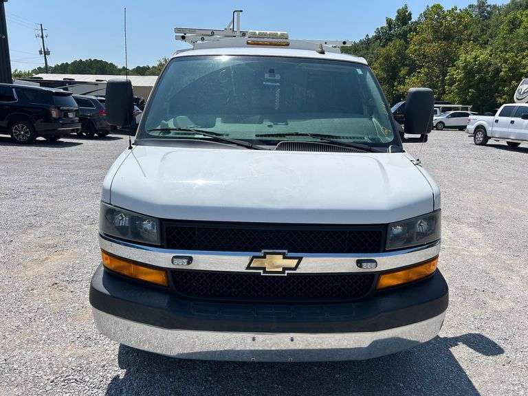2018 Chevrolet Express 3500 2WD Service Van Body