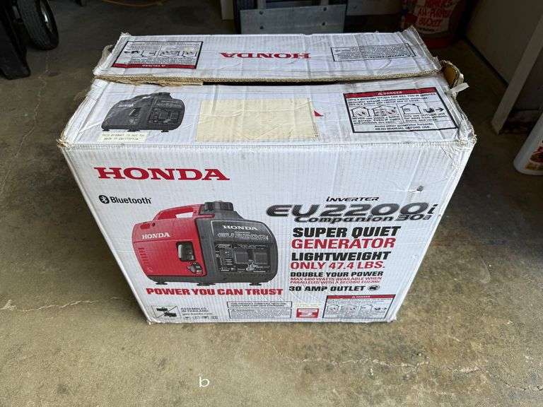 Honda EU2200i Generator image