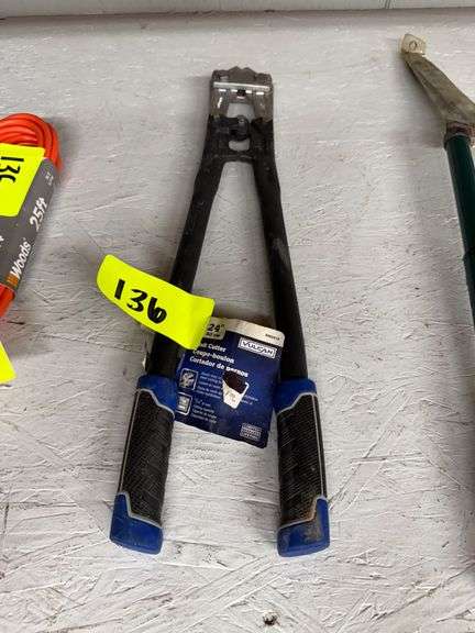 24in Bolt Cutter image