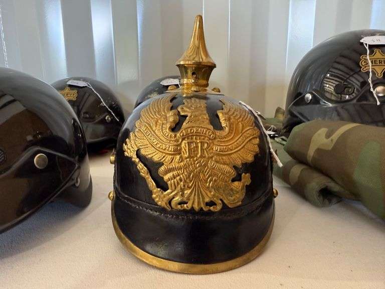 WWI Pickelhaube image