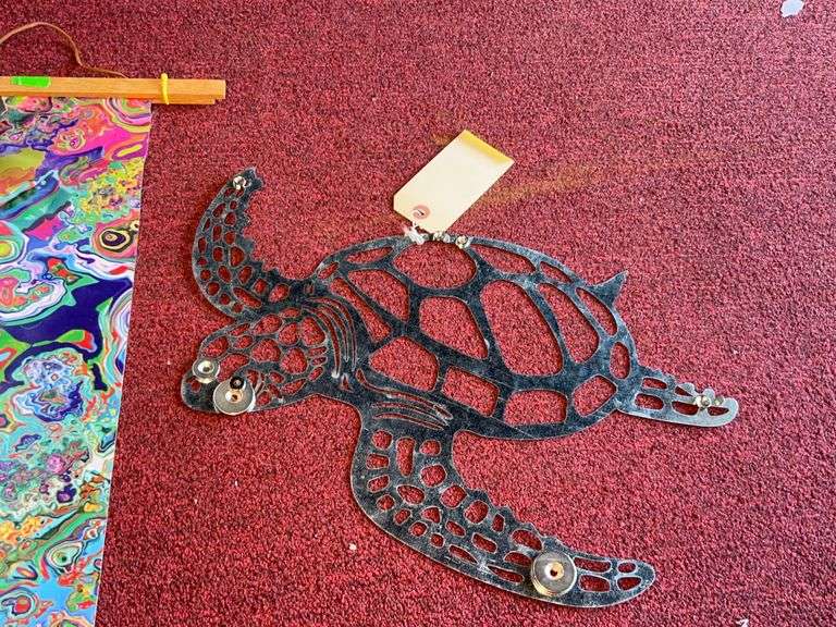 Metal table/Metal VW Sign/Scroll Art