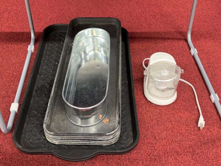 Vintage table: Skillets/Soda stream/Faucet/Pans