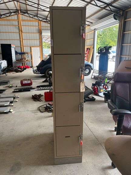 Stand Up Locker image