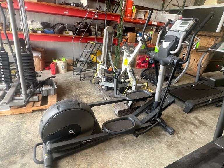 NordicTrack Audio Strider 800 Elliptical image