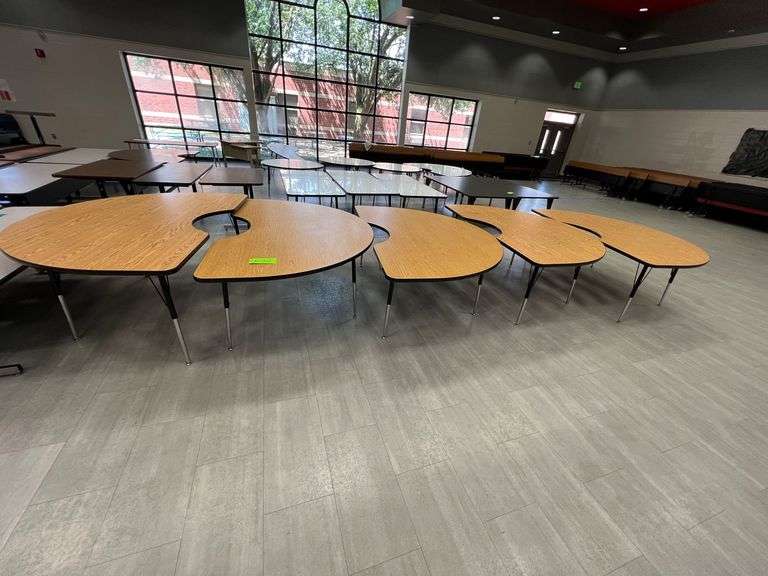 (5) Classroom Kidney Tables image