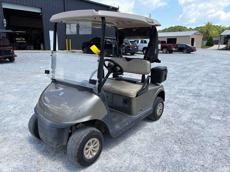 2019 EZ-GO RXV Elite Electric Golf Cart image