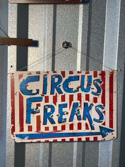 (5) Metal Circus Signs