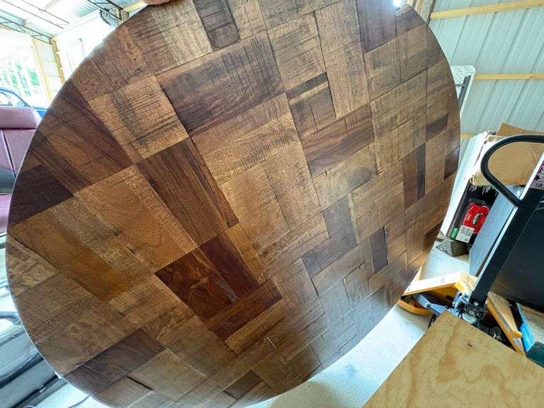 Round Meeting Table image