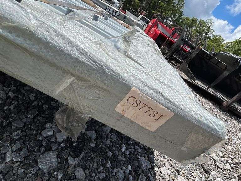 SKLP Unused 10FT Metal Panels-100 Count