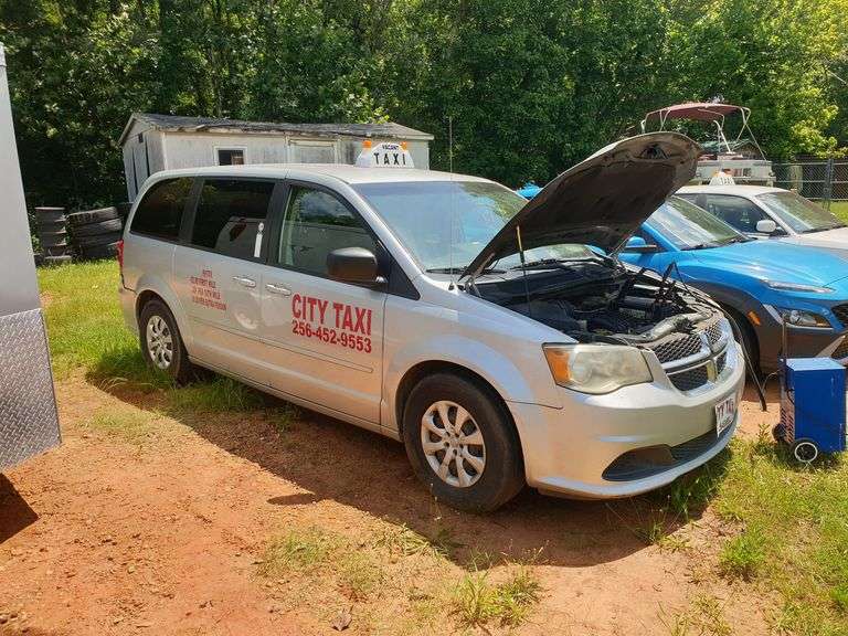 2011 DODGE Grand Caravan image