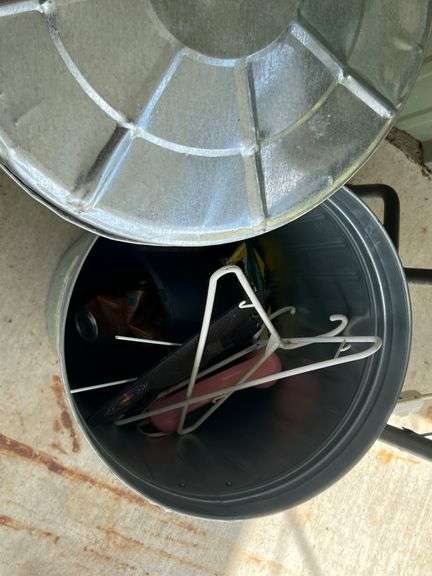 NexGrill - Gas - and Metal trashcan