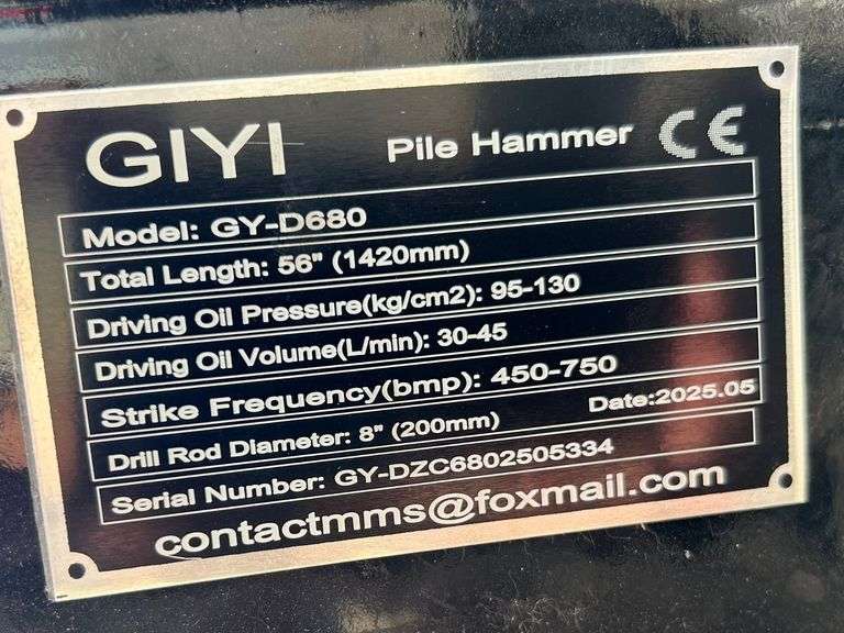 2025 GIYI Unused D680 Skidsteer Pile Hammer