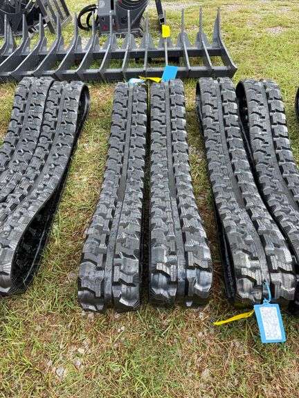 2025 Youert Unused Tracks - Pair image