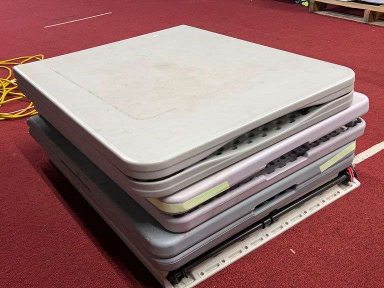 Folding Tables